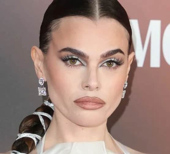 Jakie rzęsy wybrać do przedłużania, aby uniknąć błędów i osiągnąć efekt? Jakie rzęsy wybrać do przedłużania, aby uniknąć błędów i osiągnąć efekt?