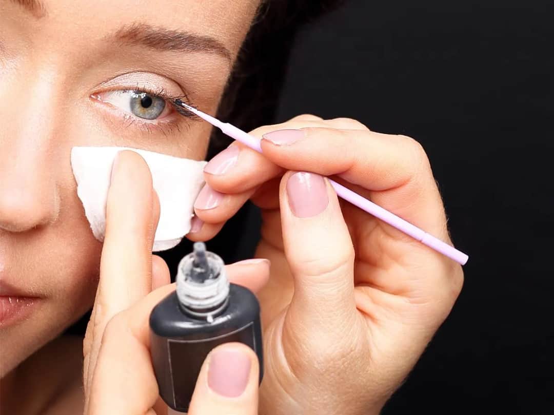 Henna rzęs ile się trzyma? Sprawdź, jak długo cieszyć się efektem i uniknąć rozczarowania