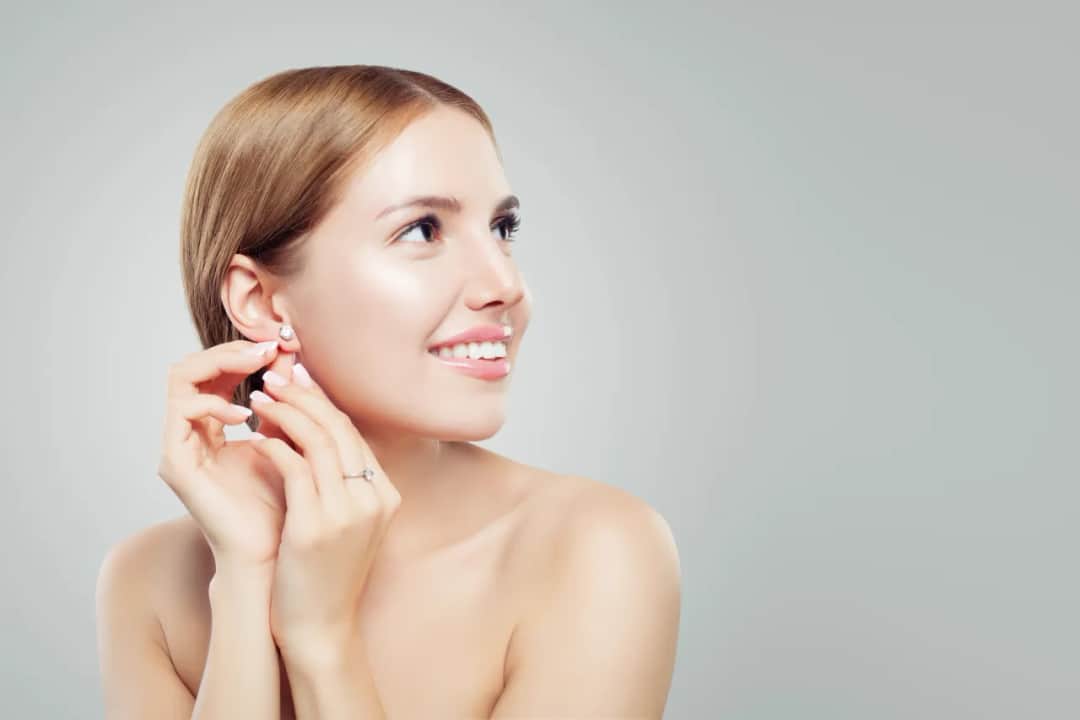 Srebrne kolczyki damskie - ponadczasowa biżuteria